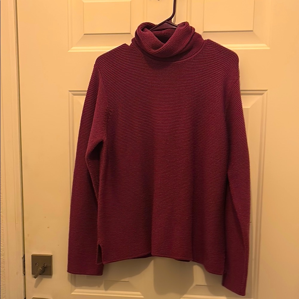 Eileen Fisher beautiful purple wool soft knit sweater